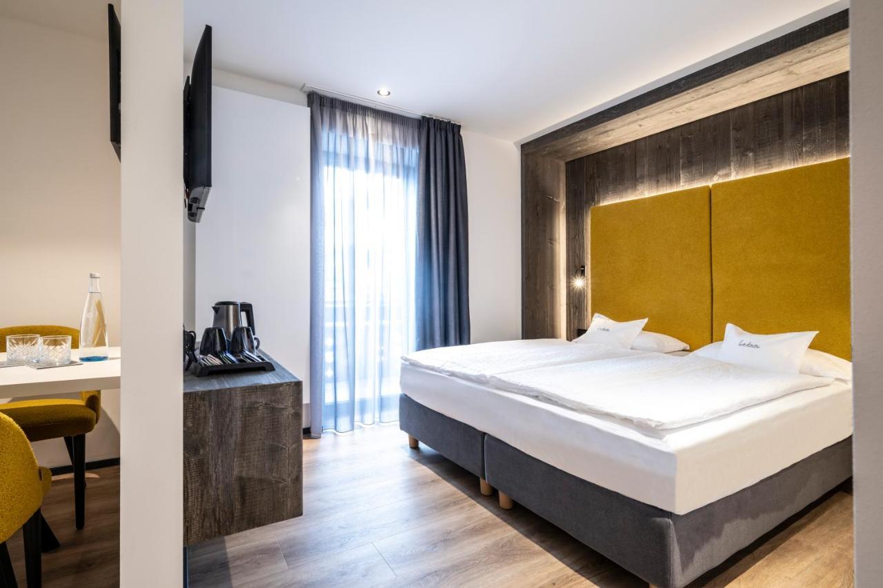 Hotel Ladinia Dolomites View Pozza di Fassa Eksteriør bilde
